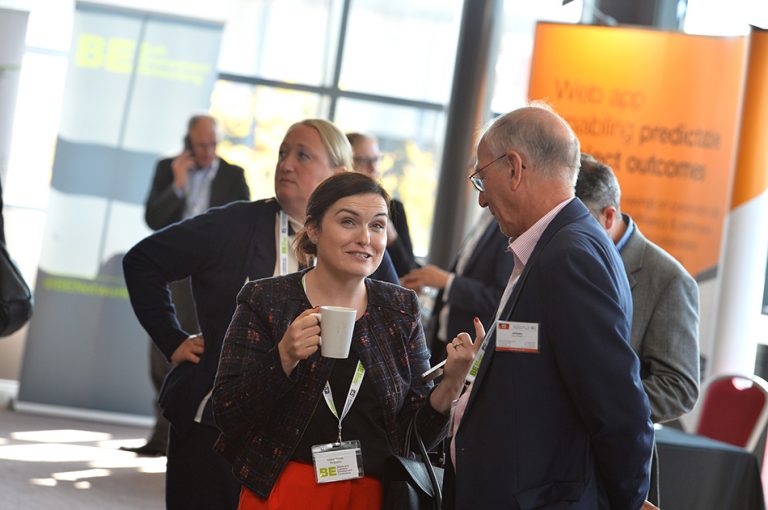 Attendee's have a coffee and exchange contact details at Sheds and Logistics Conference 2019